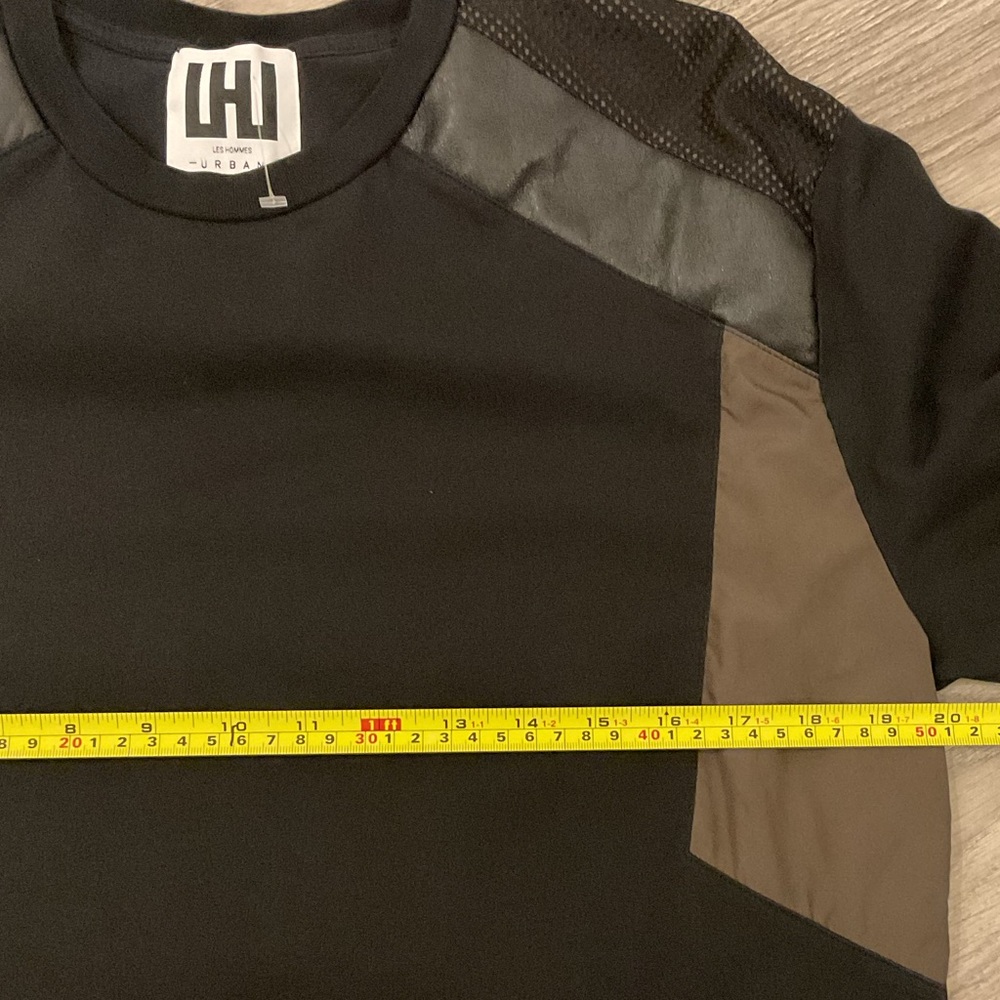 ***Les Hommes *** Black and Olive Nylon and Eco Leather Panels T- Shirt . - Picture 8 of 10